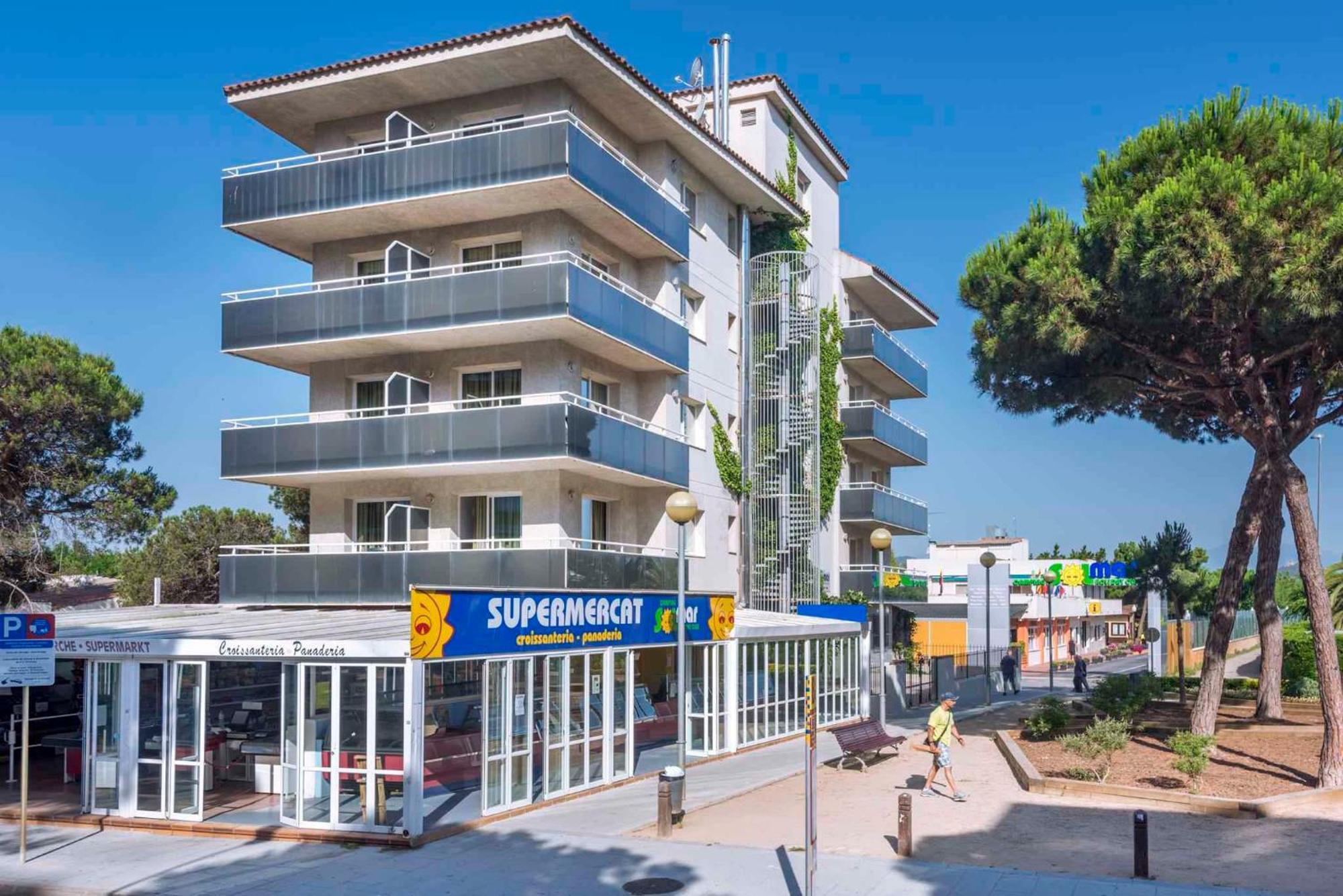 Apartments In Blanes/Costa Brava 35181 Экстерьер фото