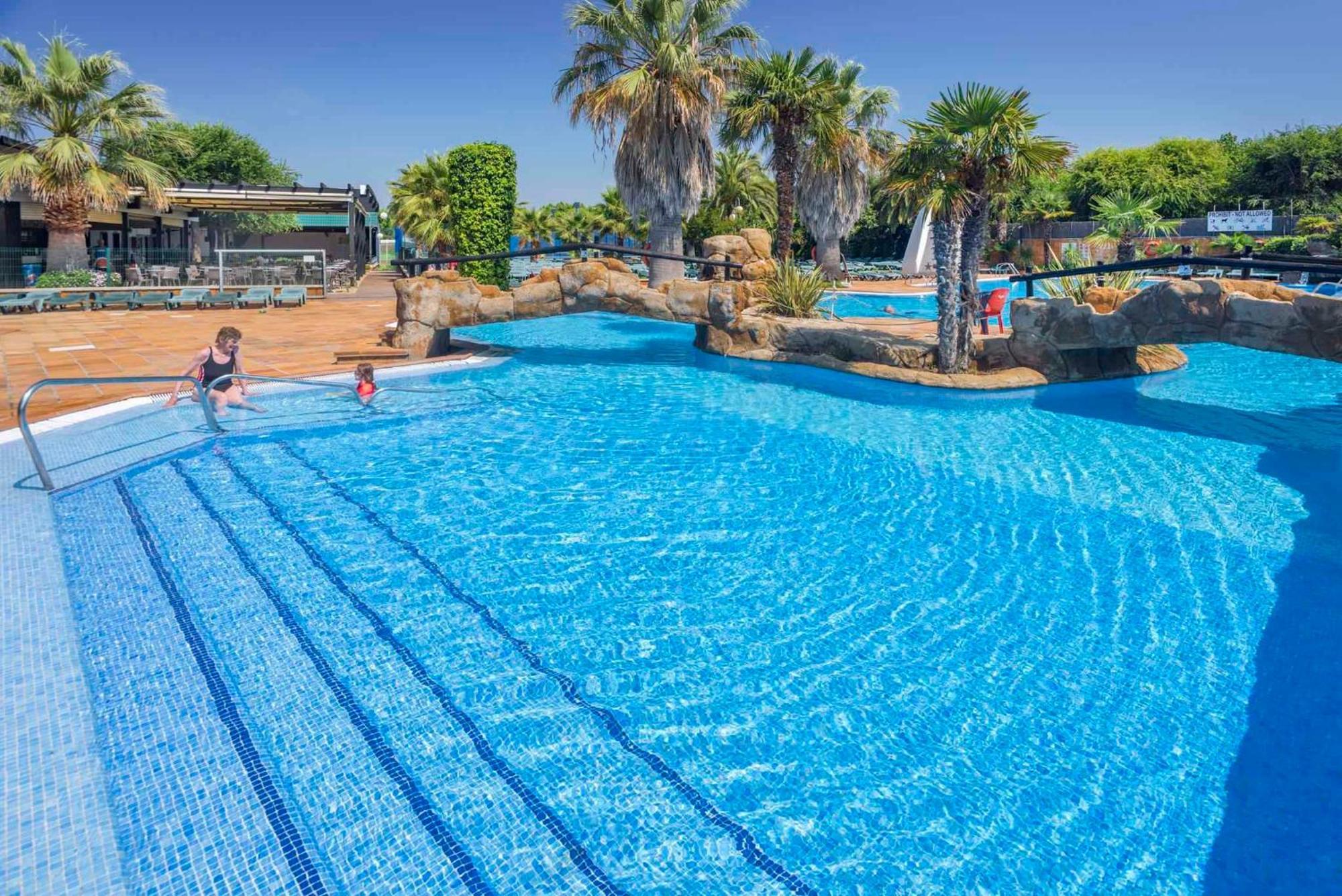 Apartments In Blanes/Costa Brava 35181 Экстерьер фото